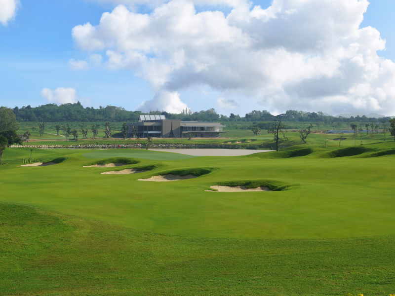 SIAM COUNTRY CLUB - ROLLING HILLS 
